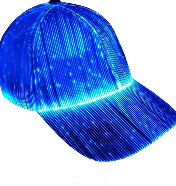 Topi dengan Sentuhan Warna Neon